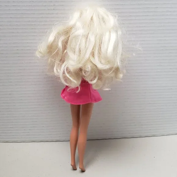 Barbie Doll Secret Hearts 1992 (Redressed) - Picture 7 of 8